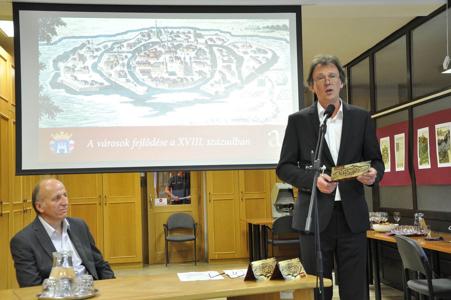 Tudományos konferencia a Városi Levéltár és Kutatóintézetben